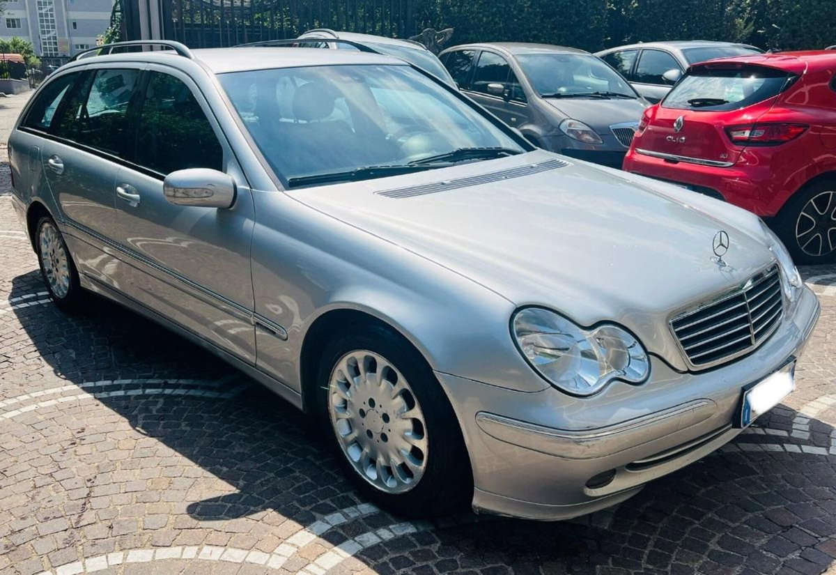 Mercedes-Benz Classe C Station Wagon 270 CDI cat Avantgarde (10)