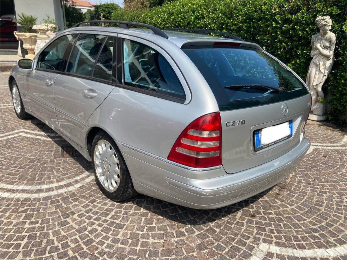 Mercedes-Benz Classe C Station Wagon 270 CDI cat Avantgarde (2)