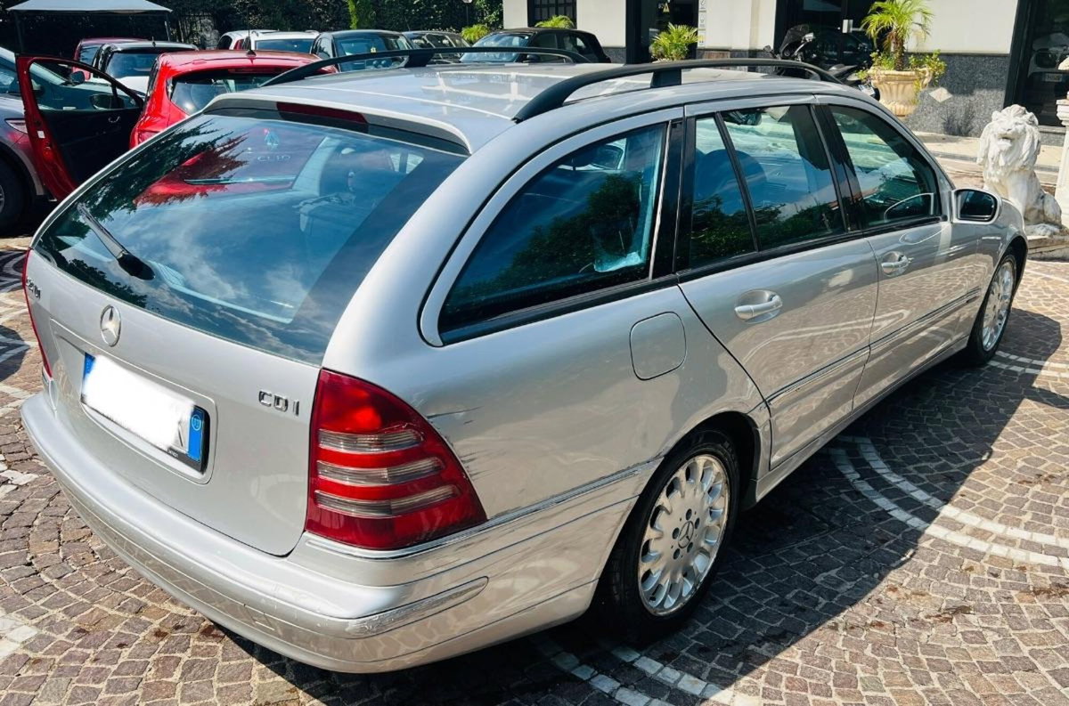 Mercedes-Benz Classe C Station Wagon 270 CDI cat Avantgarde (9)