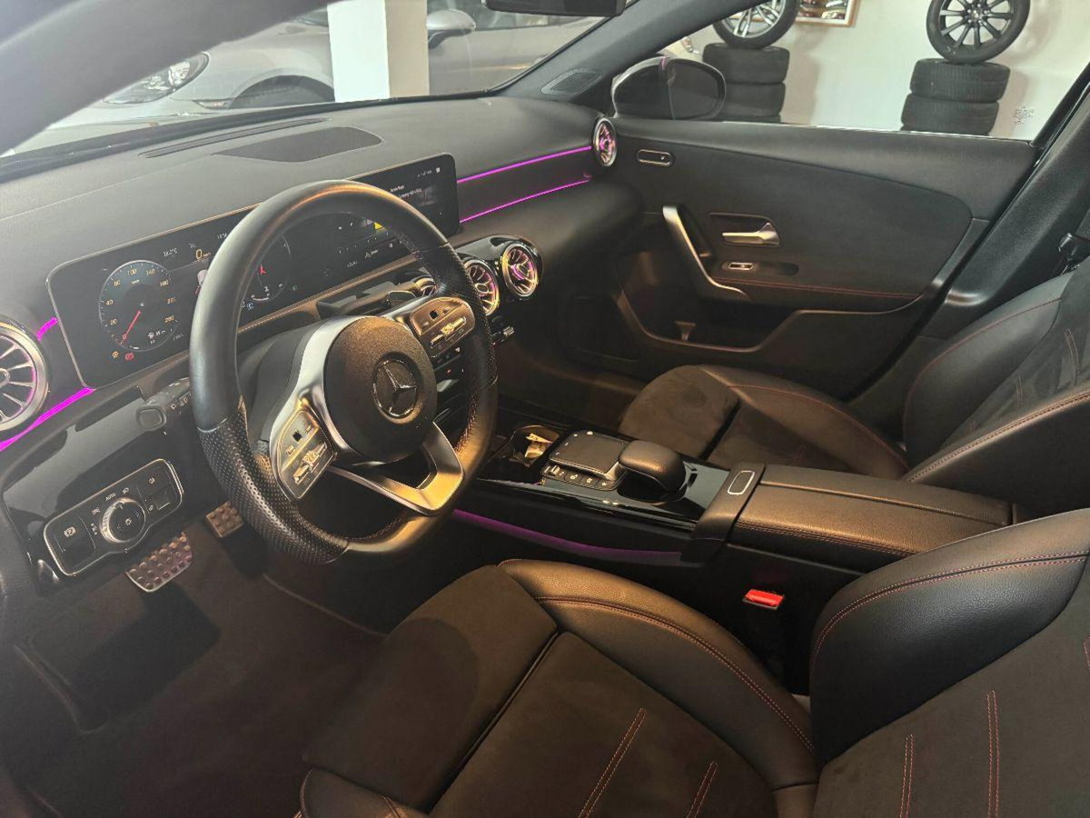 Mercedes-Benz Classe A 180 Automatic Premium (10)