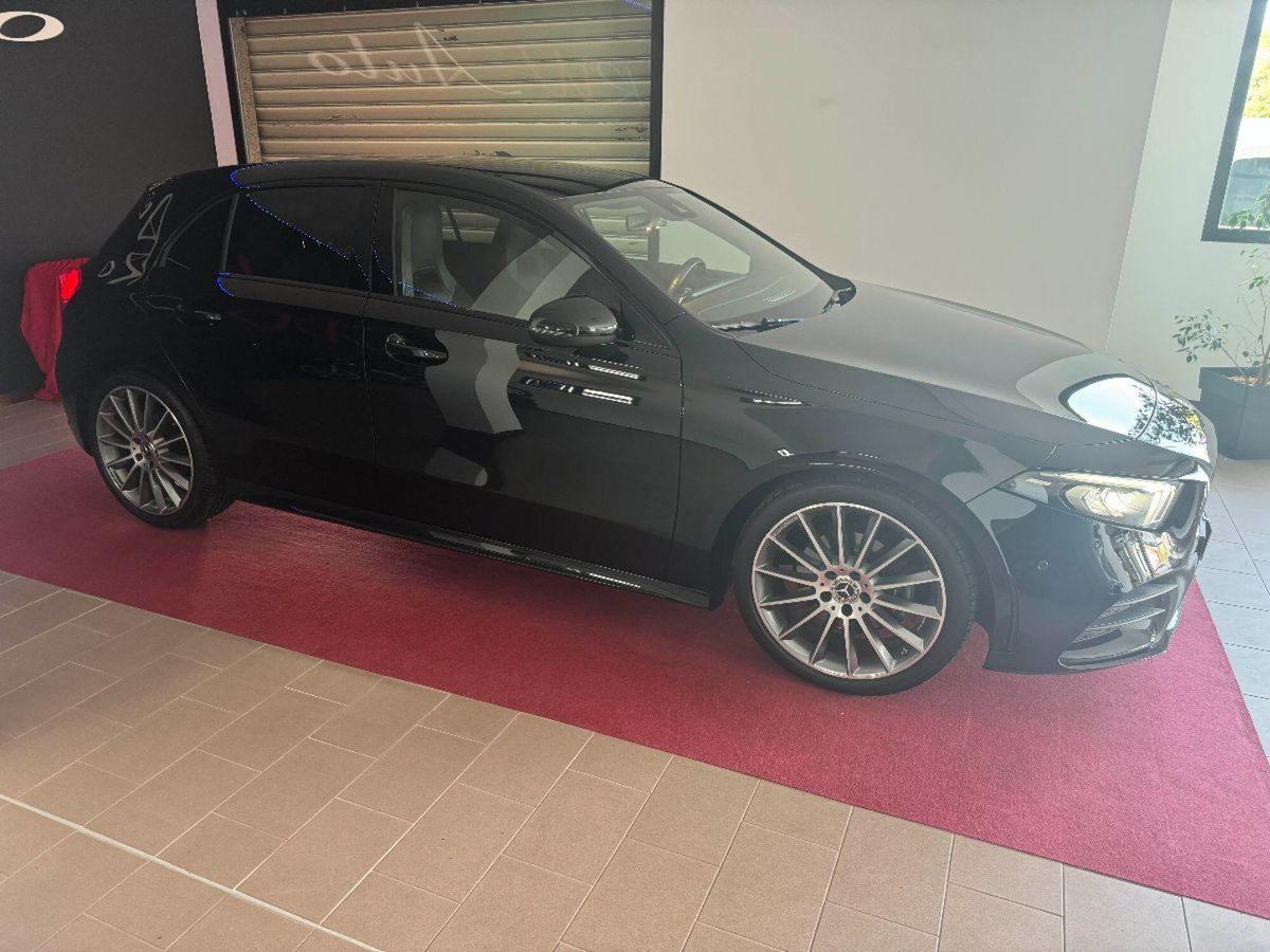 Mercedes-Benz Classe A 180 Automatic Premium (2)
