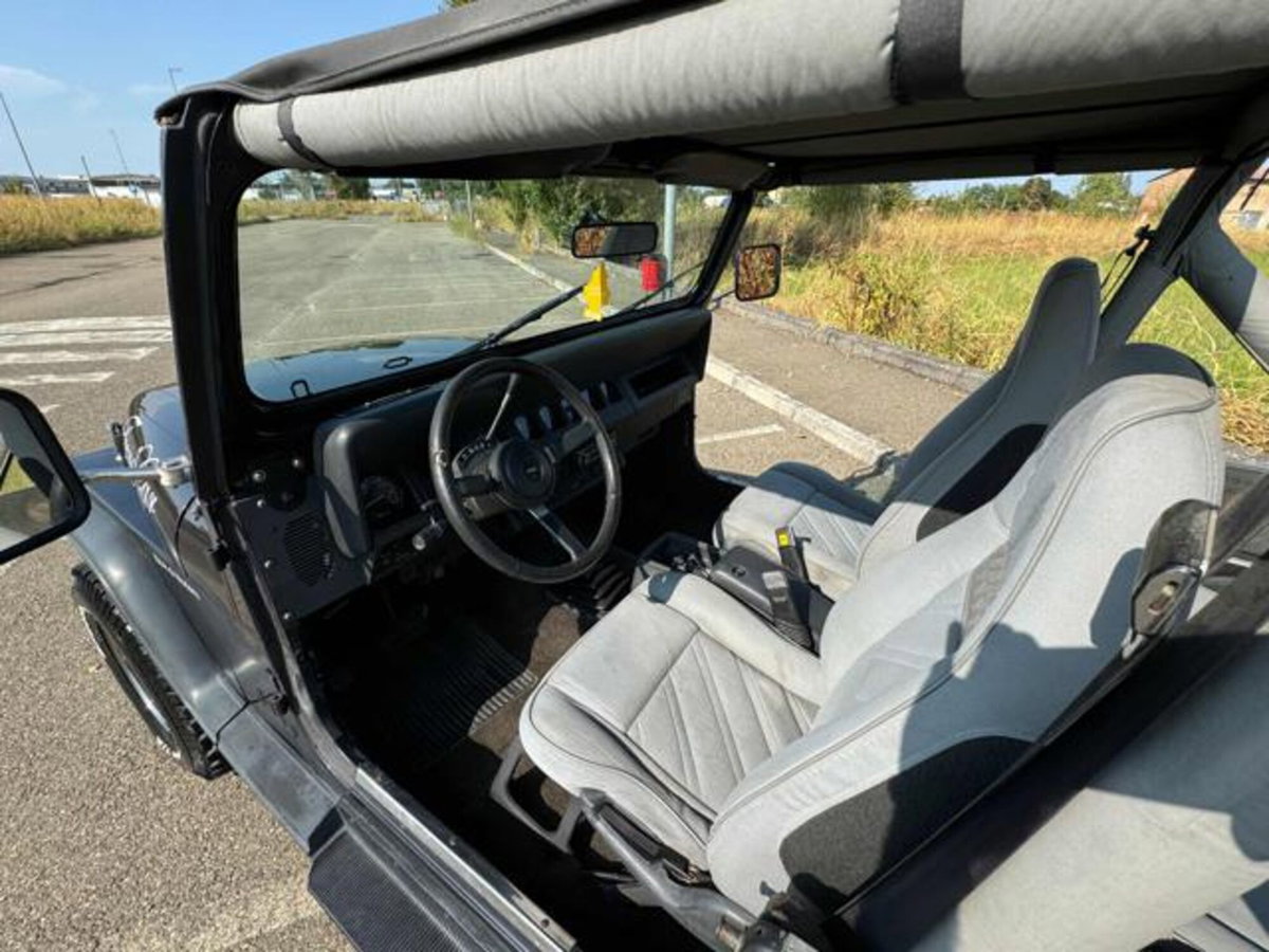 Jeep Wrangler 4.0 cat Connection (4)