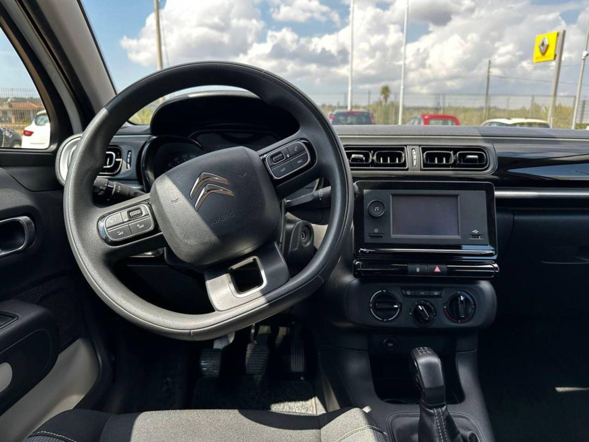Citroen C3 BlueHDi 100 S&S Shine Pack (9)