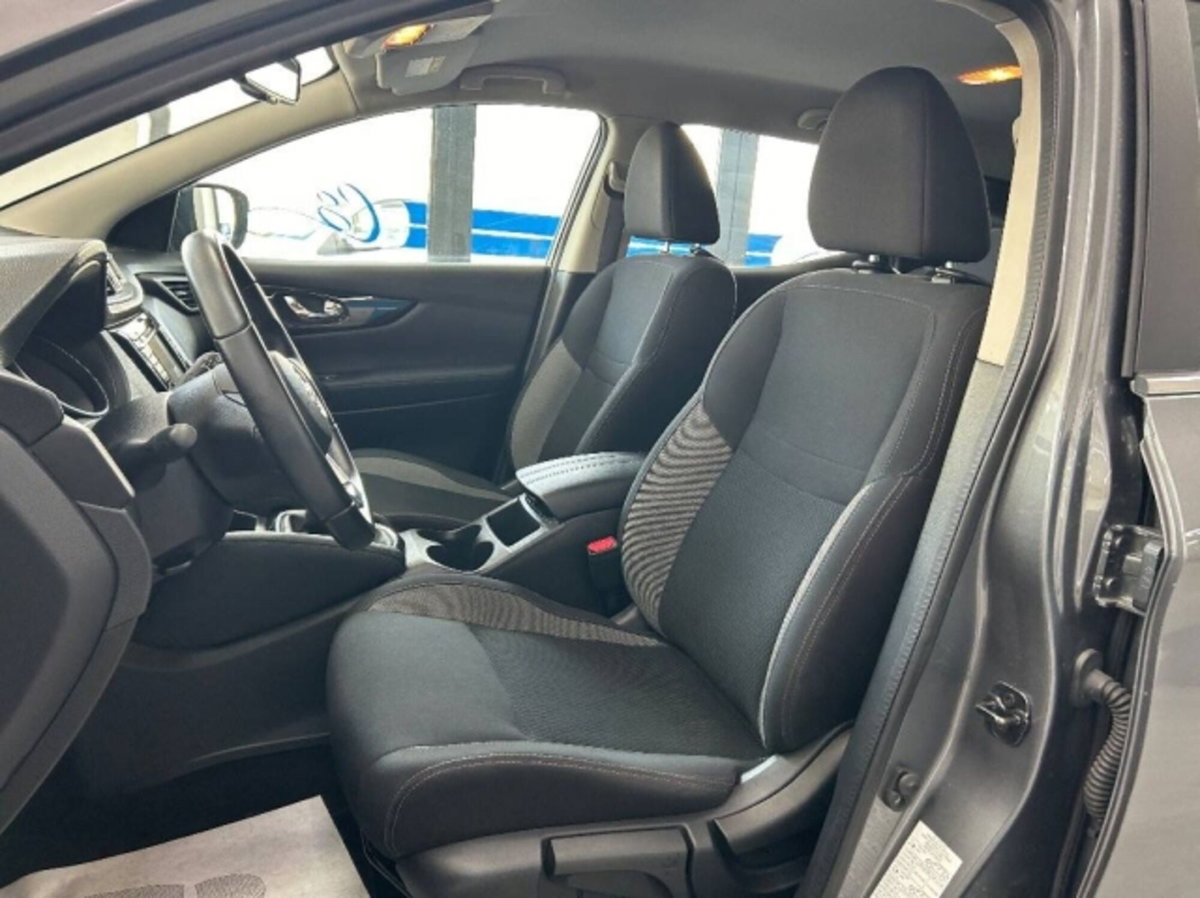 Nissan Qashqai 1.5 dCi 115 CV DCT Business (10)