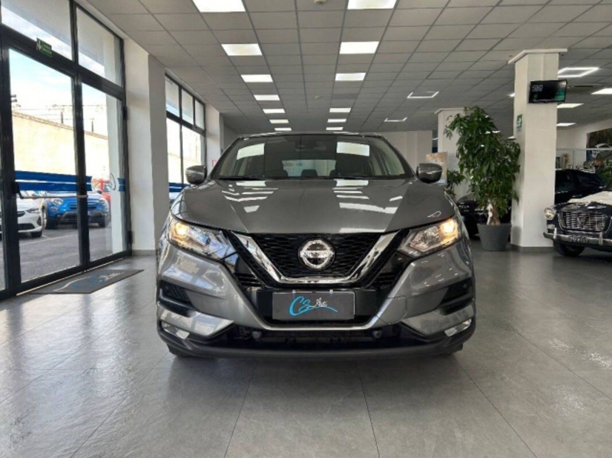 Nissan Qashqai 1.5 dCi 115 CV DCT Business (2)