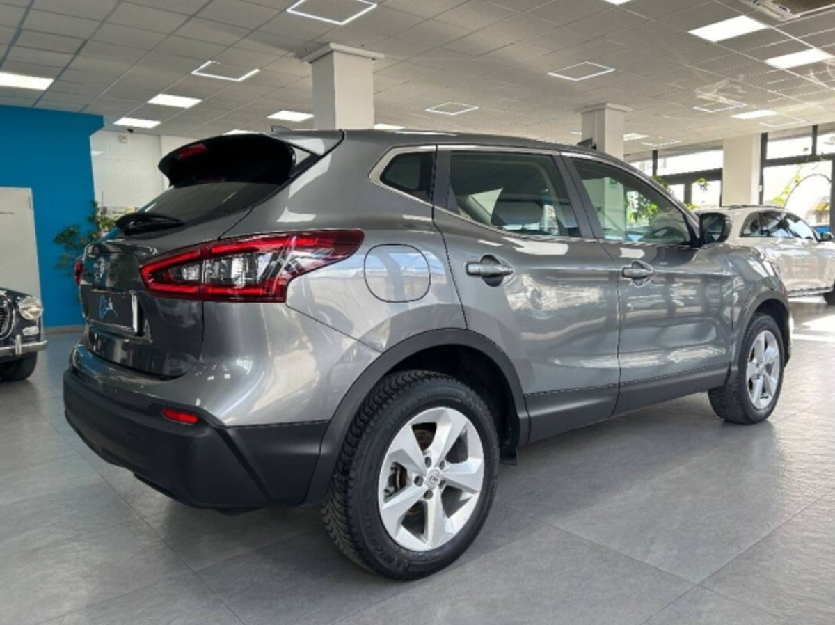 Nissan Qashqai 1.5 dCi 115 CV DCT Business (5)