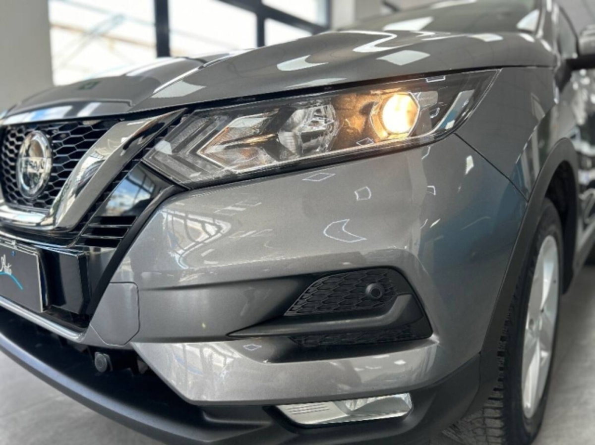 Nissan Qashqai 1.5 dCi 115 CV DCT Business (7)
