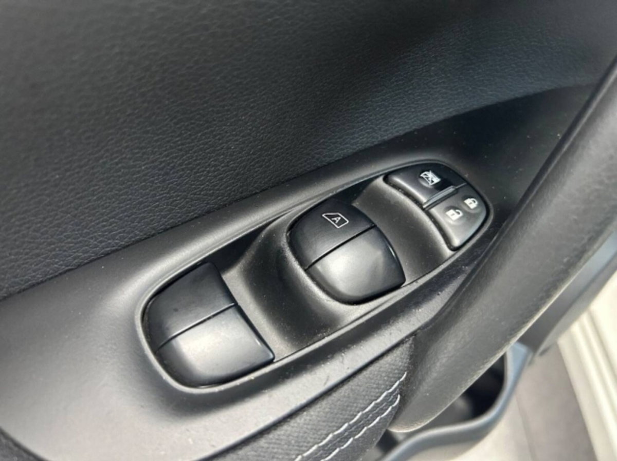 Nissan Qashqai 1.5 dCi Business (13)