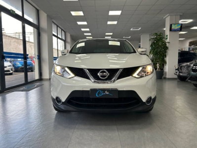 Nissan Qashqai 1.5 dCi Business (2)