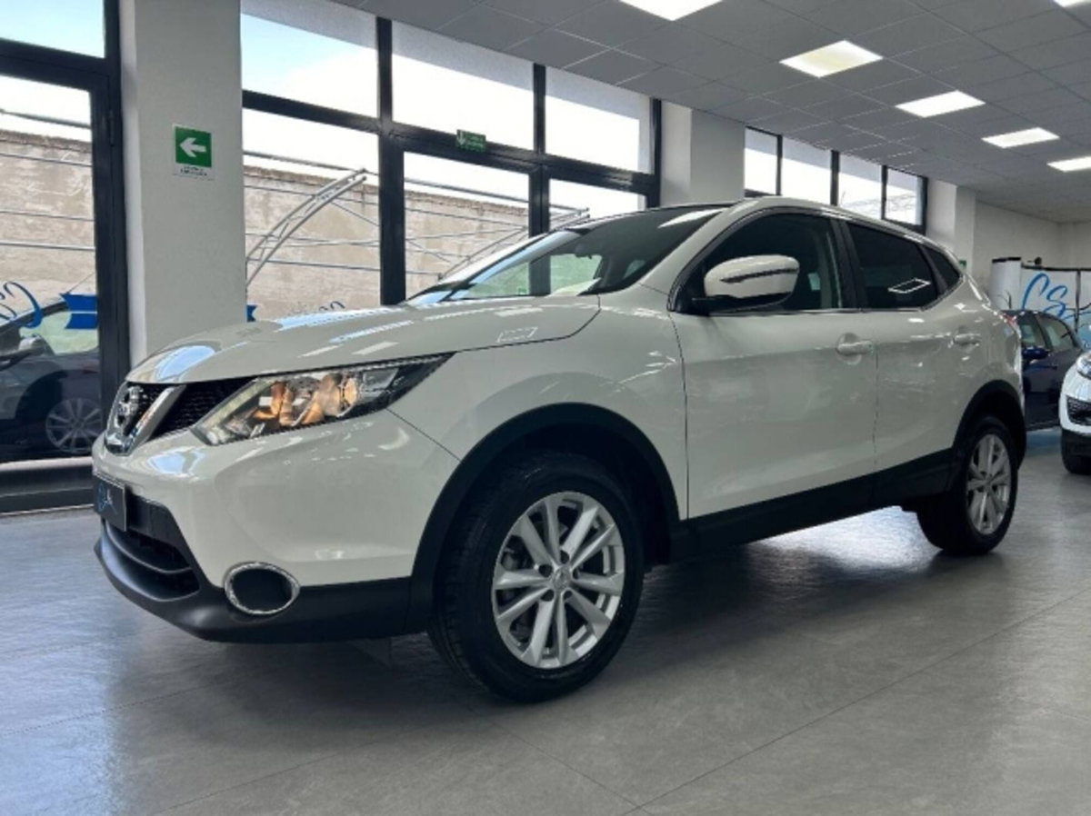 Nissan Qashqai 1.5 dCi Business (3)