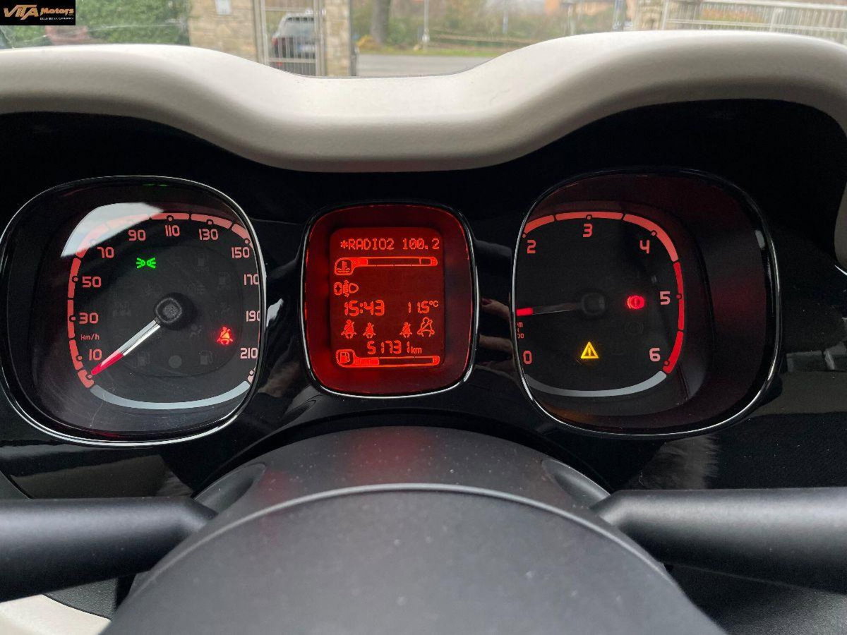 Fiat Panda 1.3 MJT 95 CV S&S 4x4 (11)