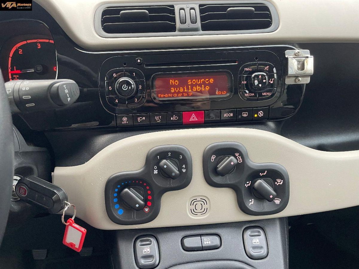 Fiat Panda 1.3 MJT 95 CV S&S 4x4 (12)