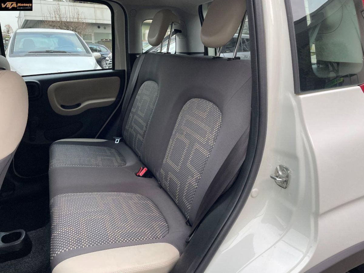 Fiat Panda 1.3 MJT 95 CV S&S 4x4 (13)