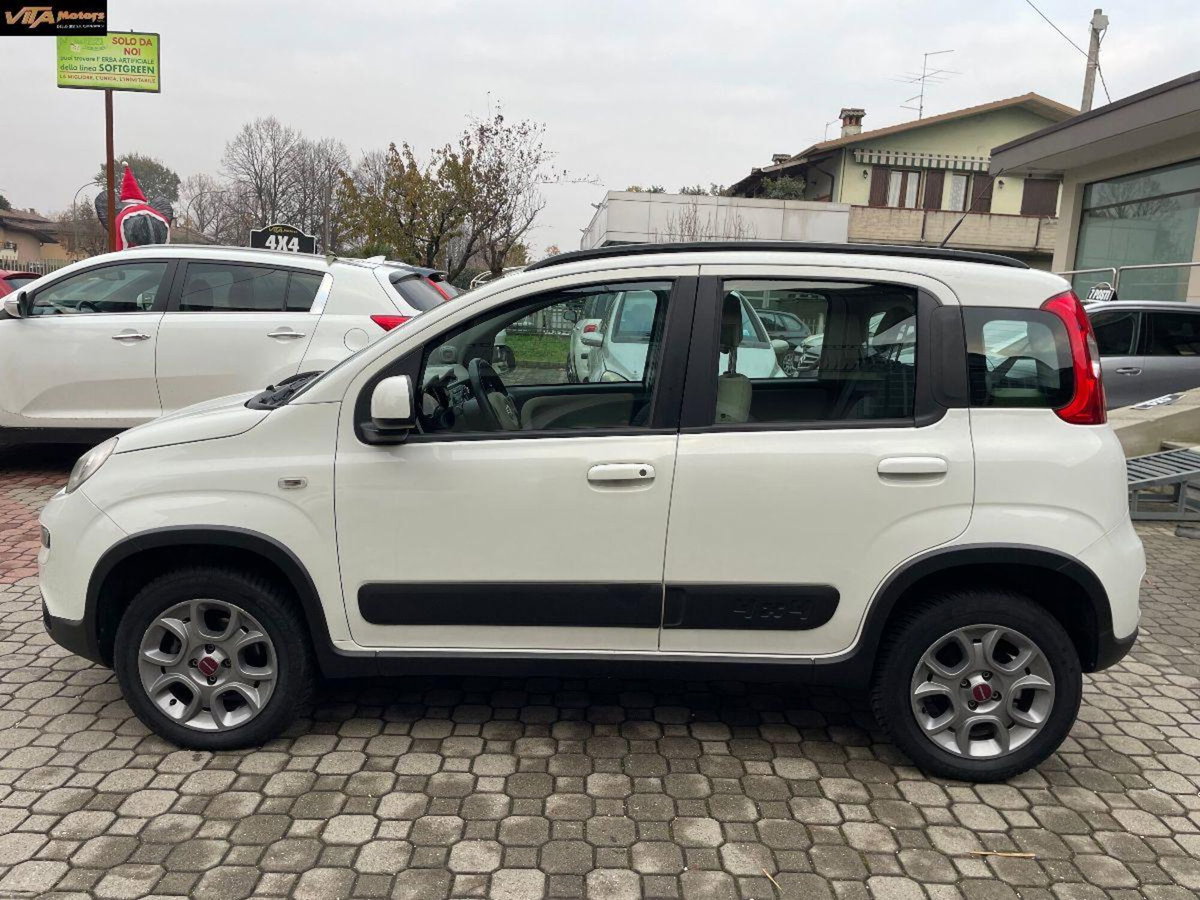 Fiat Panda 1.3 MJT 95 CV S&S 4x4 (8)