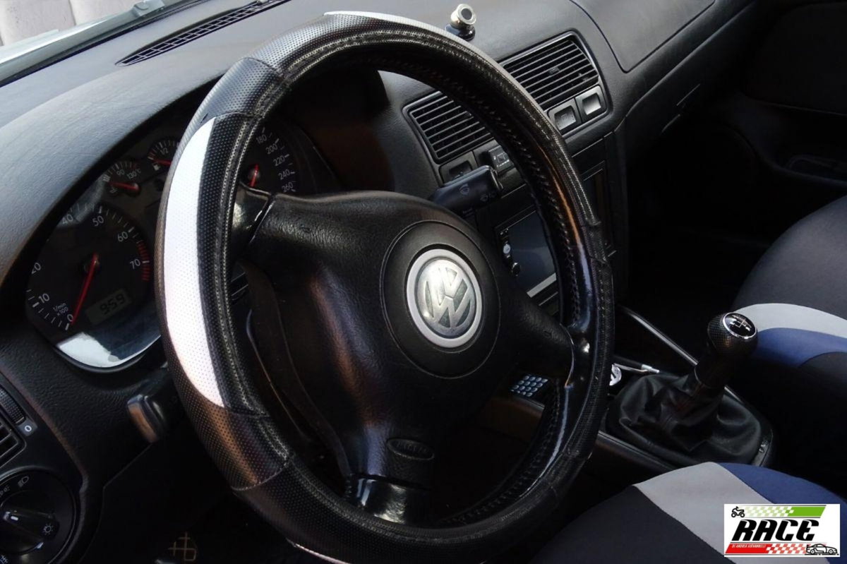 Volkswagen Golf 1.6 16V cat 3 porte Time (7)