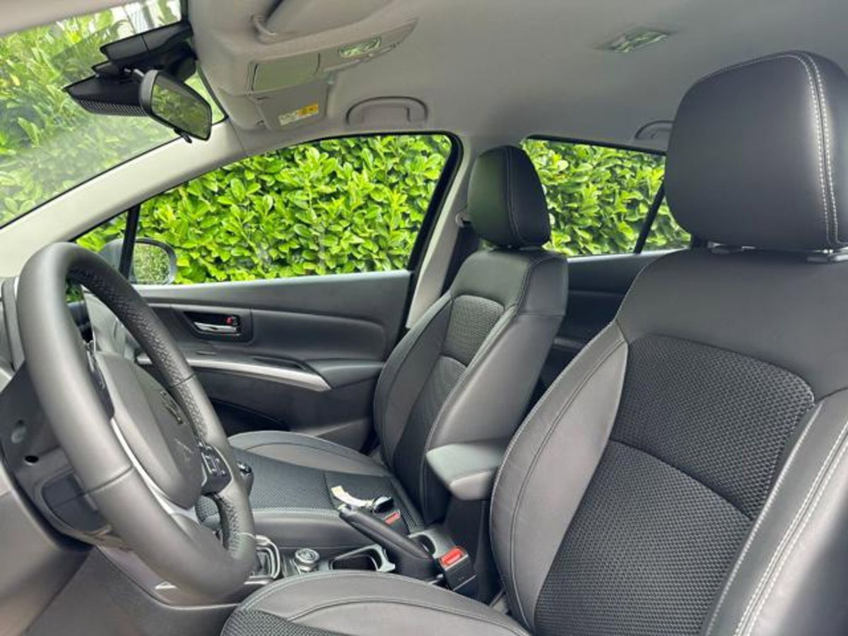Suzuki S-Cross 1.4 Hybrid 4WD AllGrip A/T Starview (10)