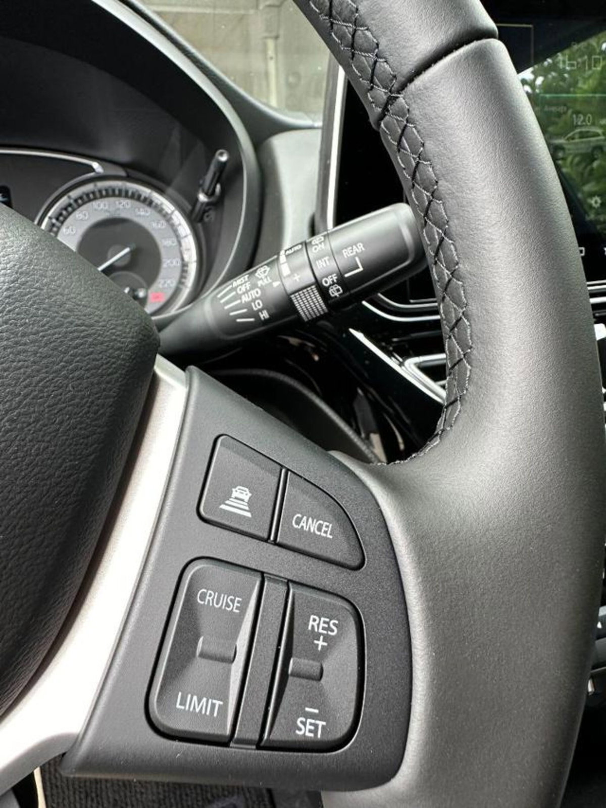 Suzuki S-Cross 1.4 Hybrid 4WD AllGrip A/T Starview (15)