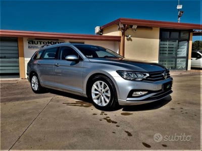 Volkswagen Passat Variant 1.6 TDI SCR DSG Business BMT  usata