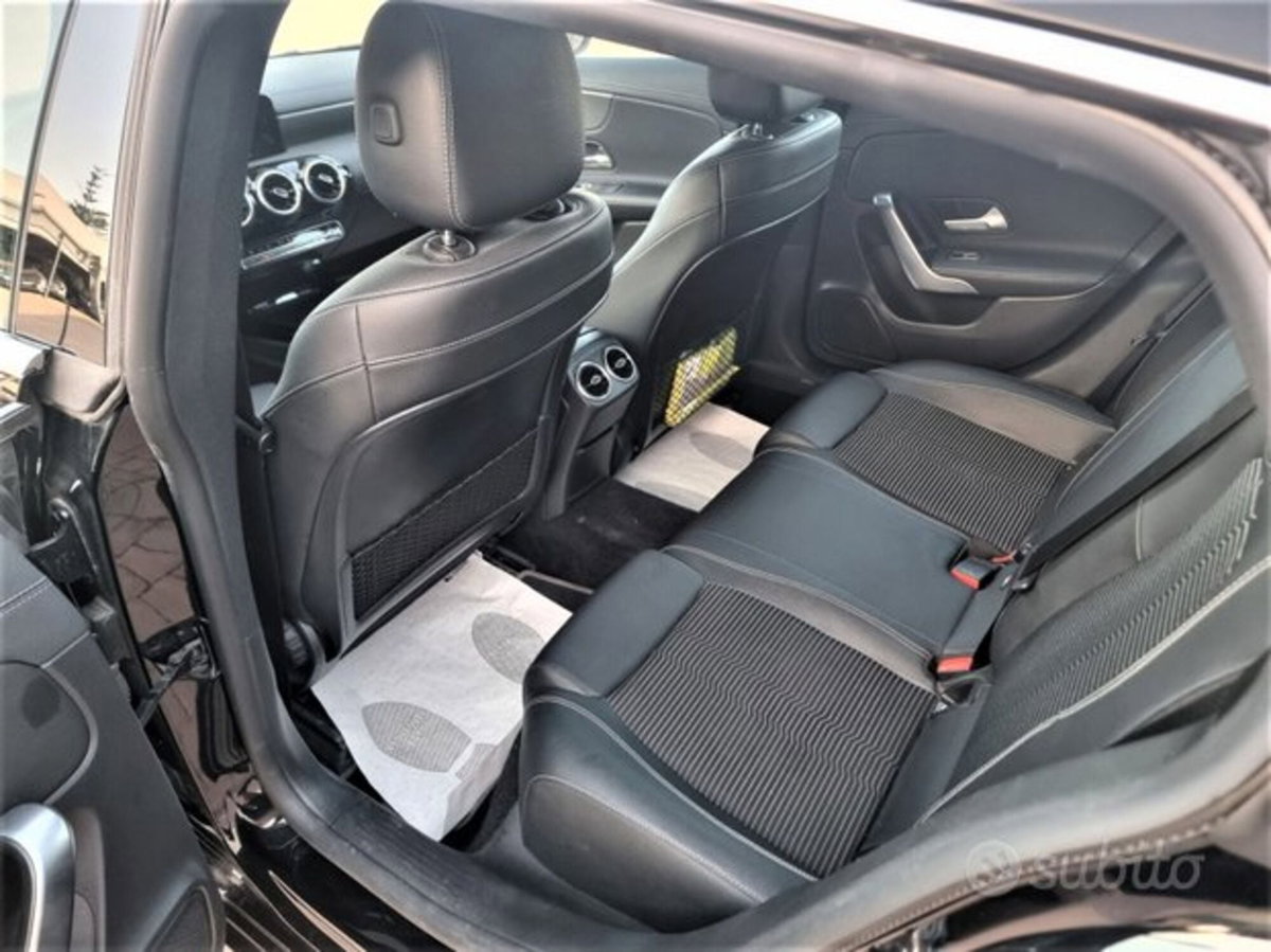 Mercedes-Benz CLA 180 d Automatic Sport (12)
