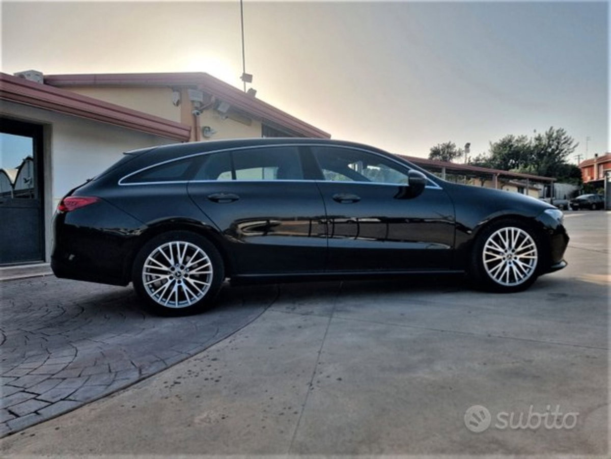 Mercedes-Benz CLA 180 d Automatic Sport (8)