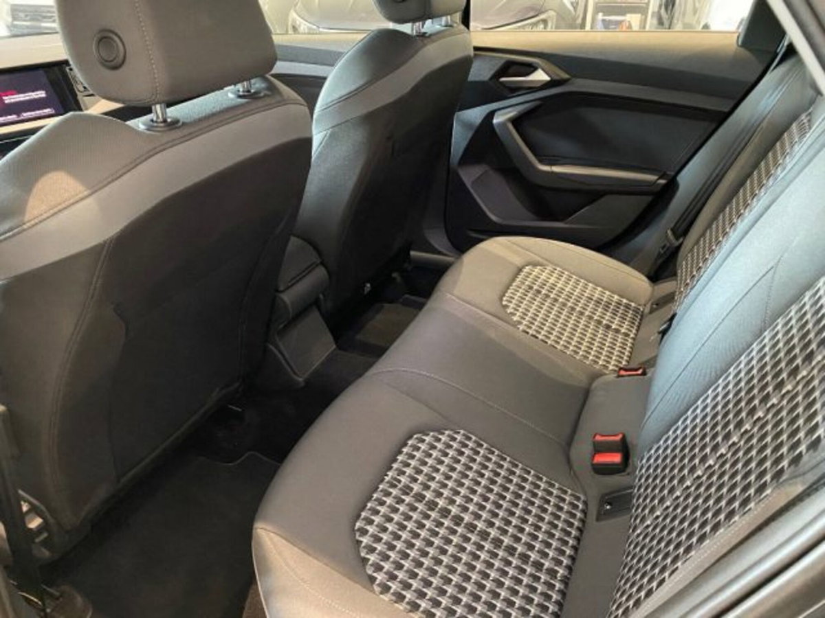 Audi A1 Sportback 25 TFSI Admired Advanced (11)