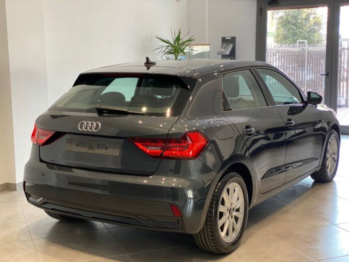 Audi A1 Sportback 25 TFSI Admired Advanced (8)