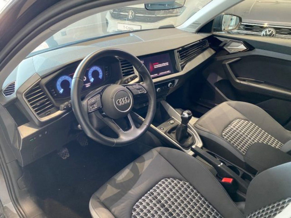 Audi A1 Sportback 25 TFSI Admired Advanced (9)