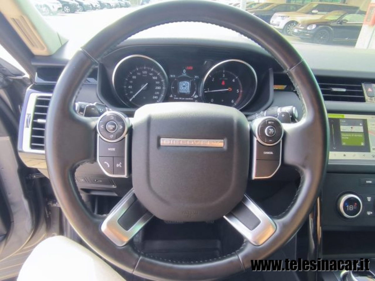 Land Rover Discovery Sport 2.0 TD4 180 CV SE (17)