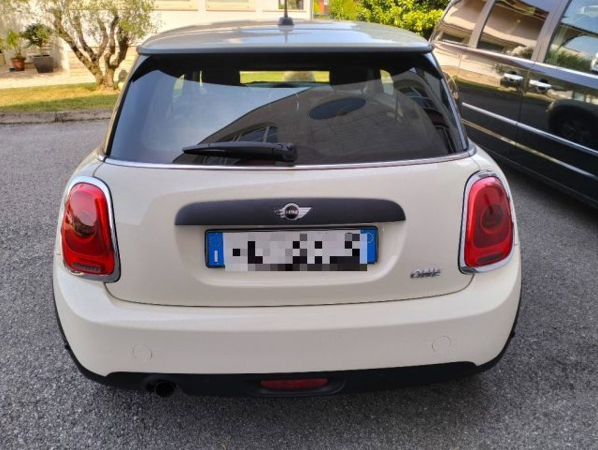 MINI Mini 1.2 One 75 CV (4)