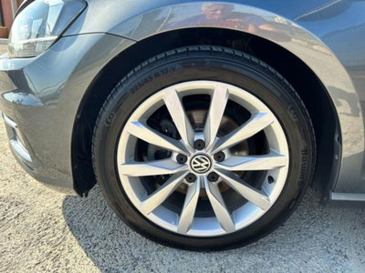 Volkswagen Golf Variant 1.6 TDI 115 CV DSG Executive BlueMotion Tech. (13)