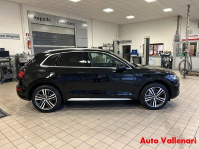 Audi Q5 40 TDI 204 CV quattro S tronic Business Sport (6)