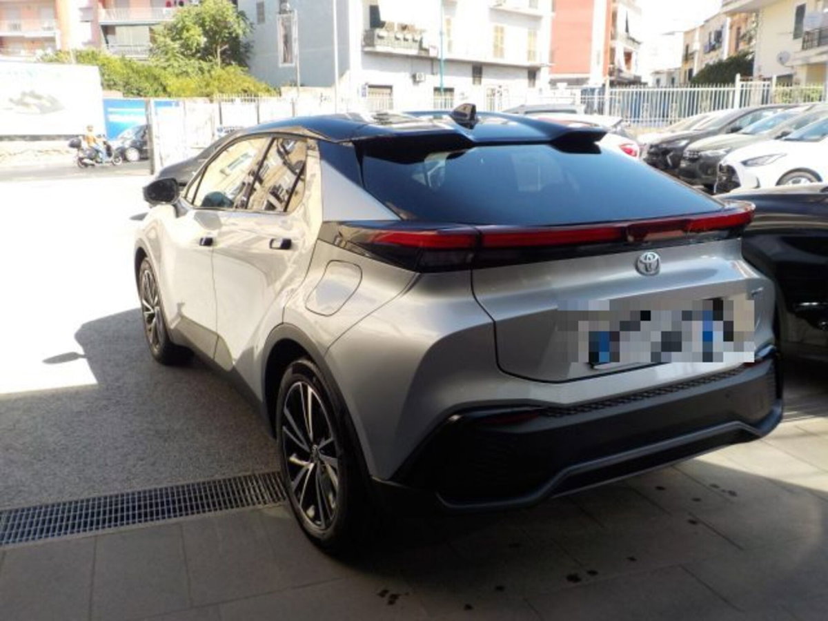 Toyota Toyota C-HR 1.8 hv Lounge fwd e-cvt (12)