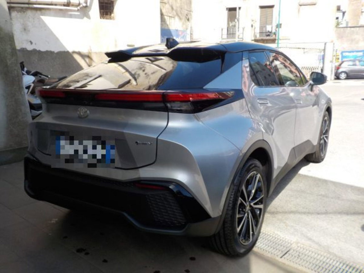Toyota Toyota C-HR 1.8 hv Lounge fwd e-cvt (14)