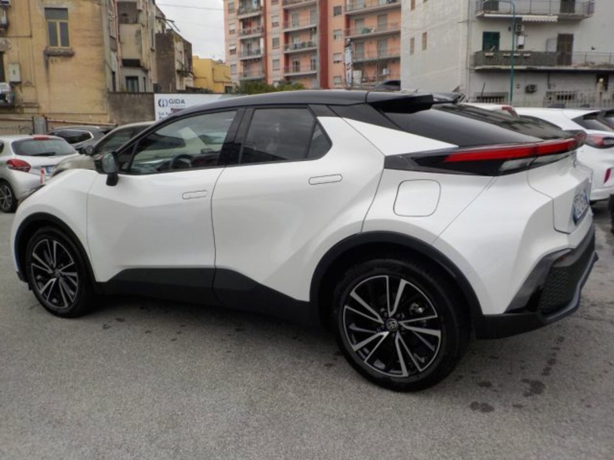 Toyota Toyota C-HR 1.8 hv Lounge fwd e-cvt (11)