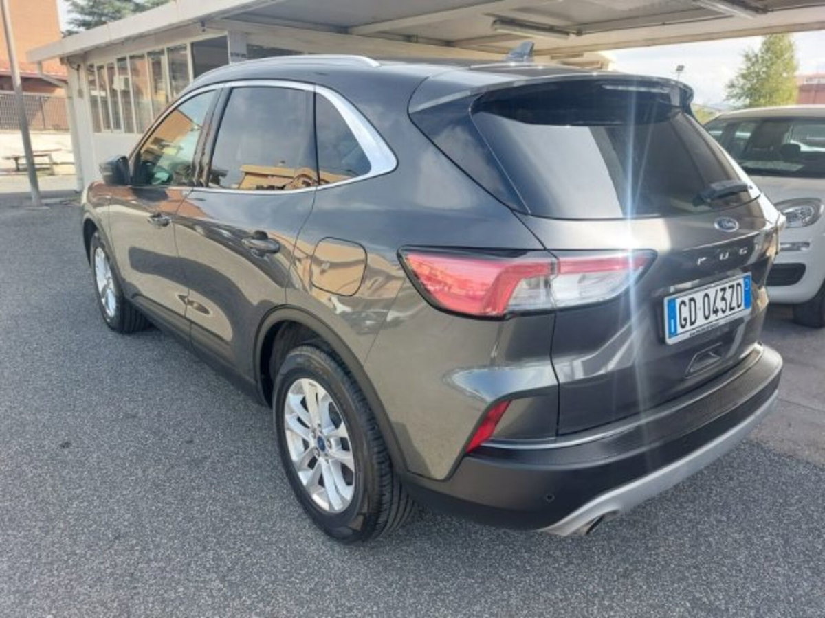 Ford Kuga 1.5 EcoBlue 120 CV 2WD Titanium (4)