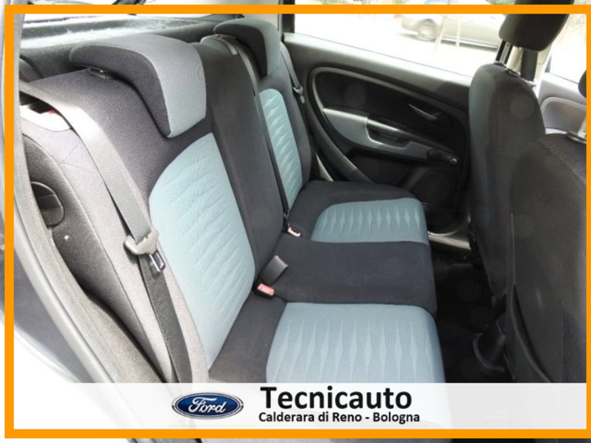 Fiat Grande Punto 1.4 GPL 5 porte Dynamic (11)