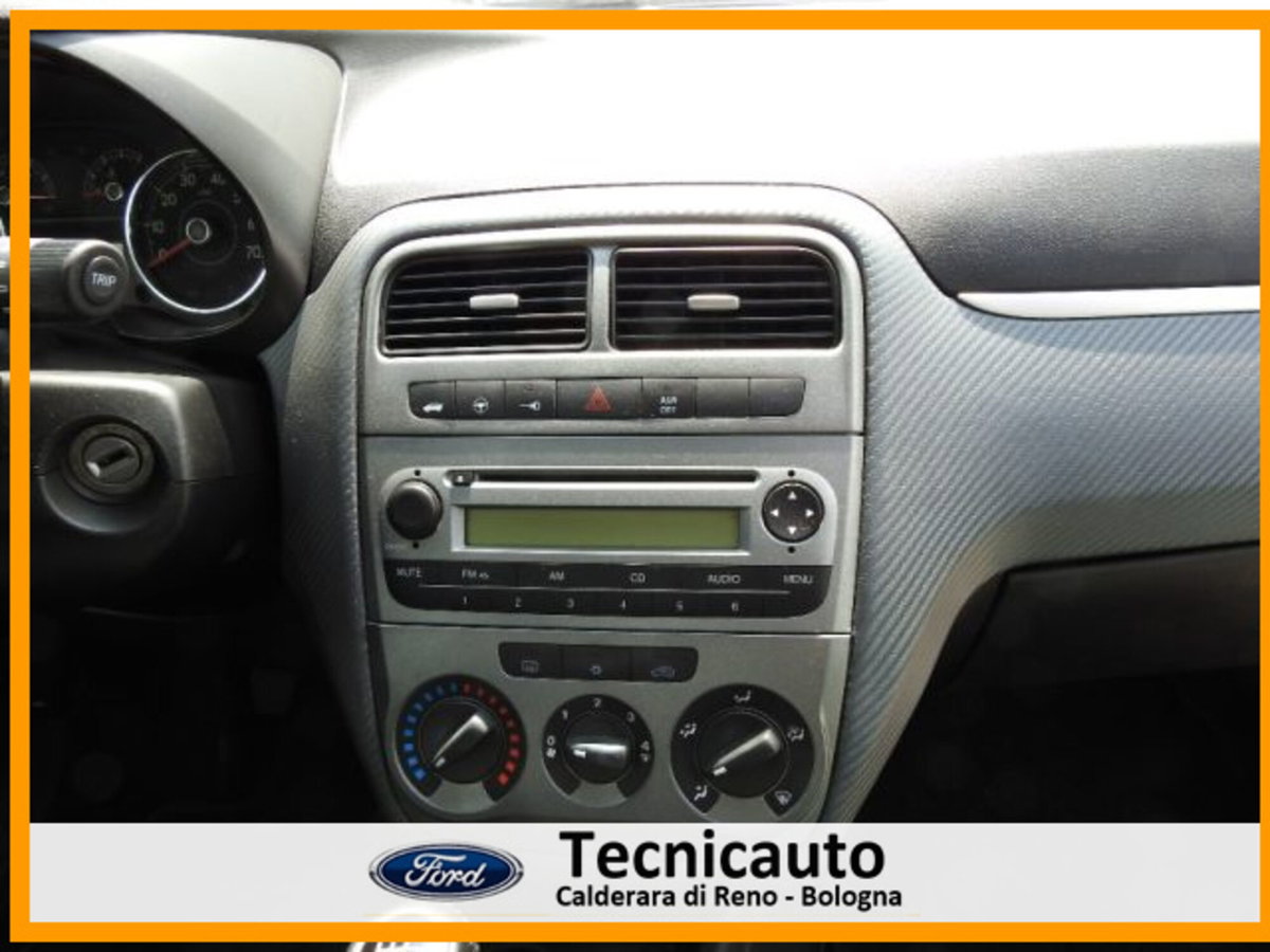 Fiat Grande Punto 1.4 GPL 5 porte Dynamic (15)
