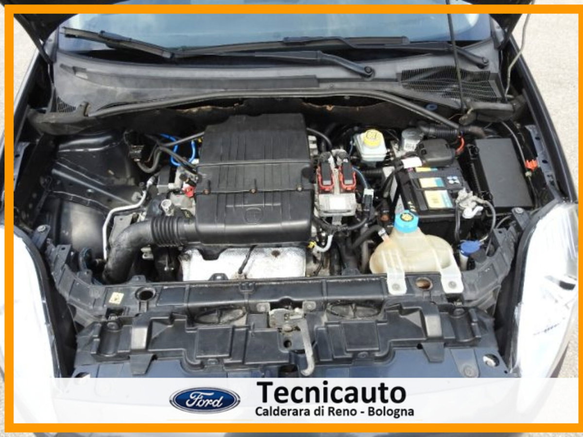 Fiat Grande Punto 1.4 GPL 5 porte Dynamic (20)