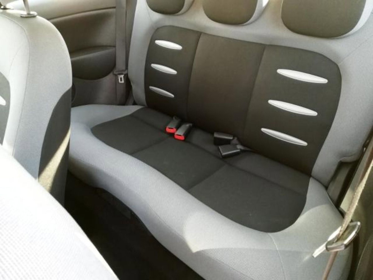Lancia Ypsilon 1.4 16V Sport MomoDesign (15)
