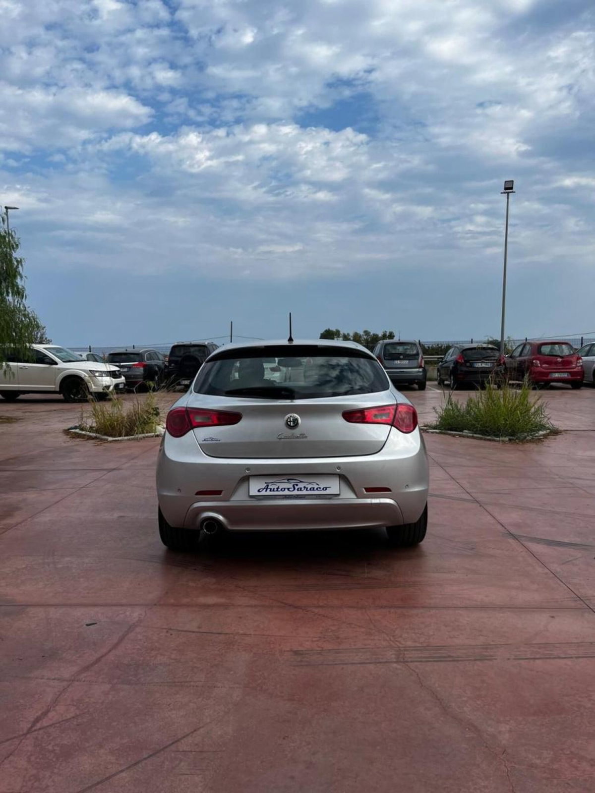 Alfa Romeo Giulietta 1.6 JTDm-2 Distinctive (2)