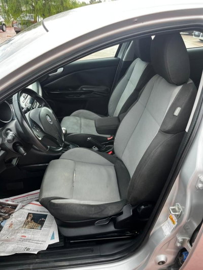 Alfa Romeo Giulietta 1.6 JTDm-2 Distinctive (5)