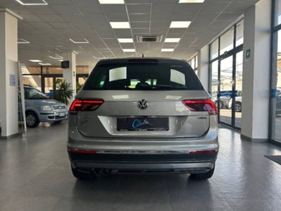 Volkswagen Tiguan 2.0 TDI 150CV 4MOTION DSG Sport & Style BMT (4)