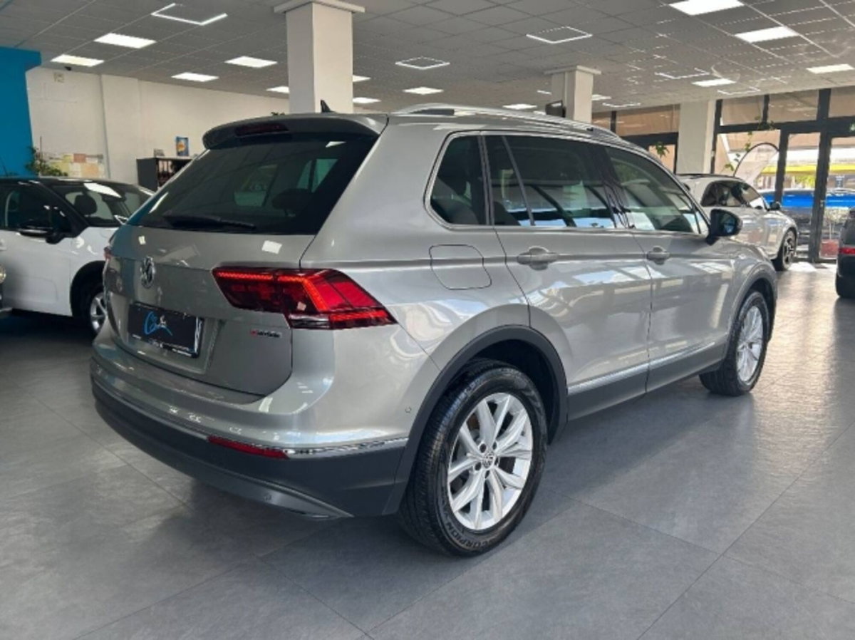 Volkswagen Tiguan 2.0 TDI 150CV 4MOTION DSG Sport & Style BMT (5)