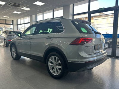 Volkswagen Tiguan 2.0 TDI 150CV 4MOTION DSG Sport & Style BMT (6)