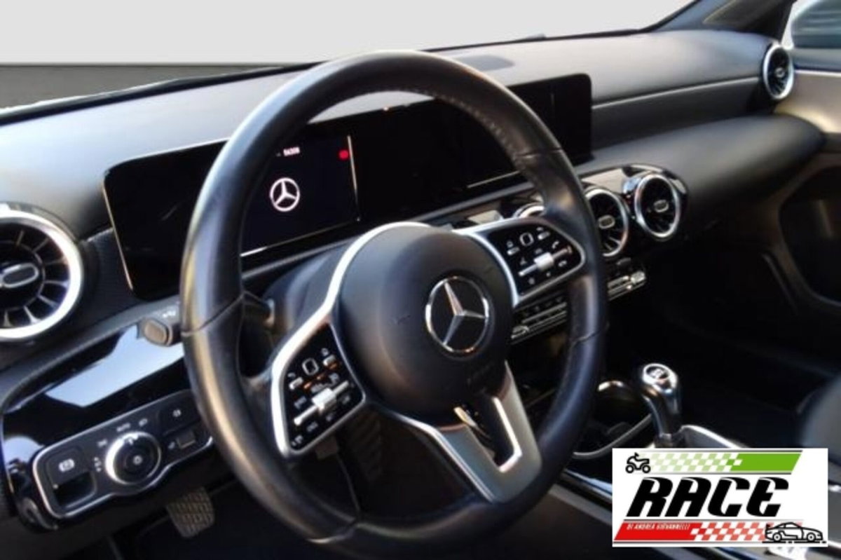 Mercedes-Benz Classe A 160 Sport (10)