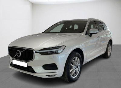 Volvo XC60 B5 AWD Geartronic Momentum Pro  usata