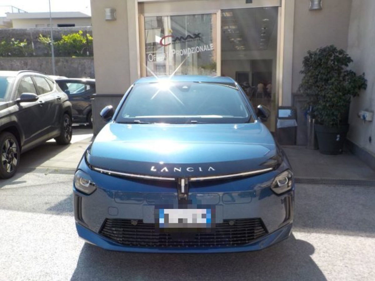 Lancia Ypsilon 1.2 mhev Edizione Limitata Cassina e-dct