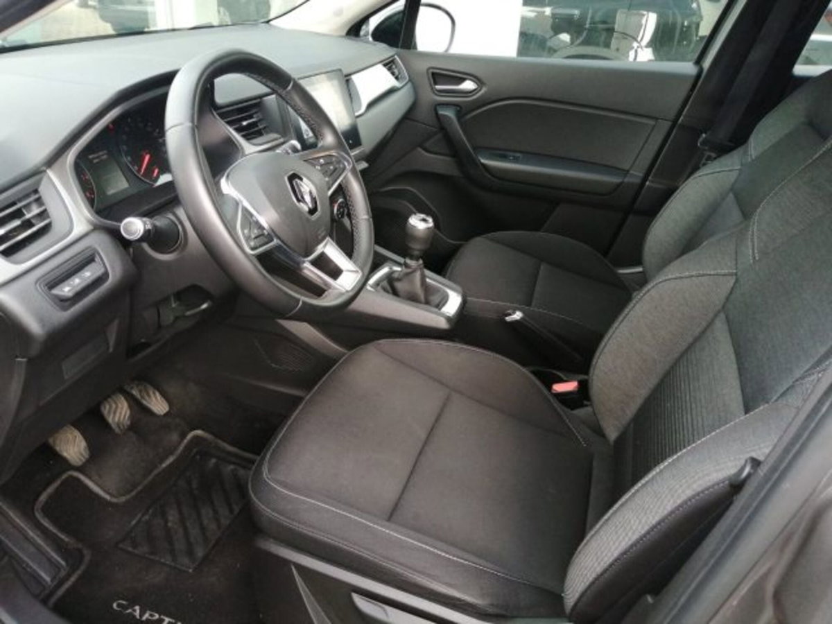 Renault Captur TCe 90 CV Business (8)