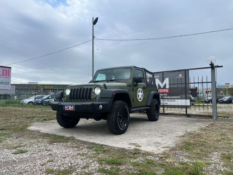 Jeep Wrangler Unlimited 2.8 CRD DPF Sahara Auto