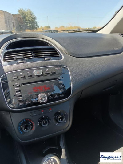 Fiat Punto 1.3 MJT II S&S 95 CV 5 porte Street (4)